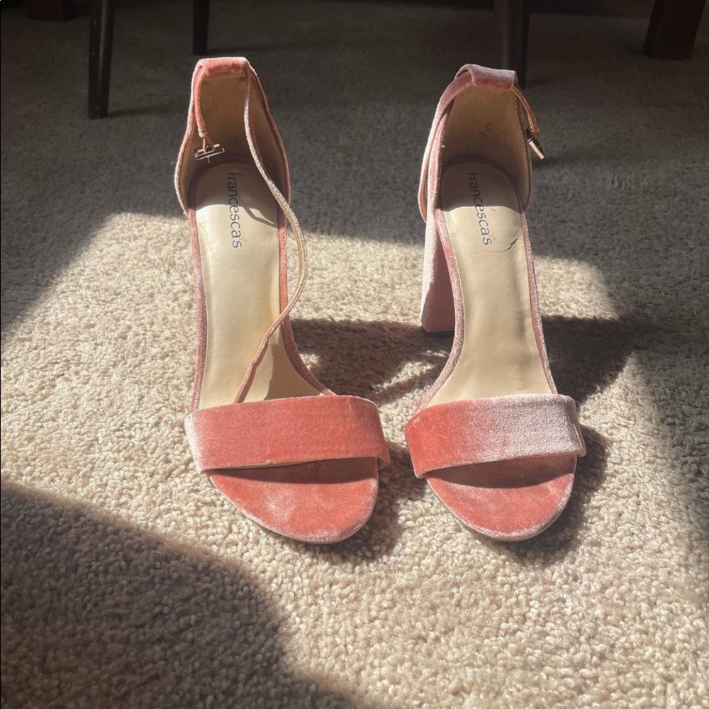 Francesca’s pink velvet shoes
